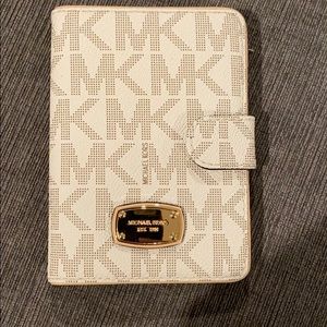 Women’s Michael Kors Wallet